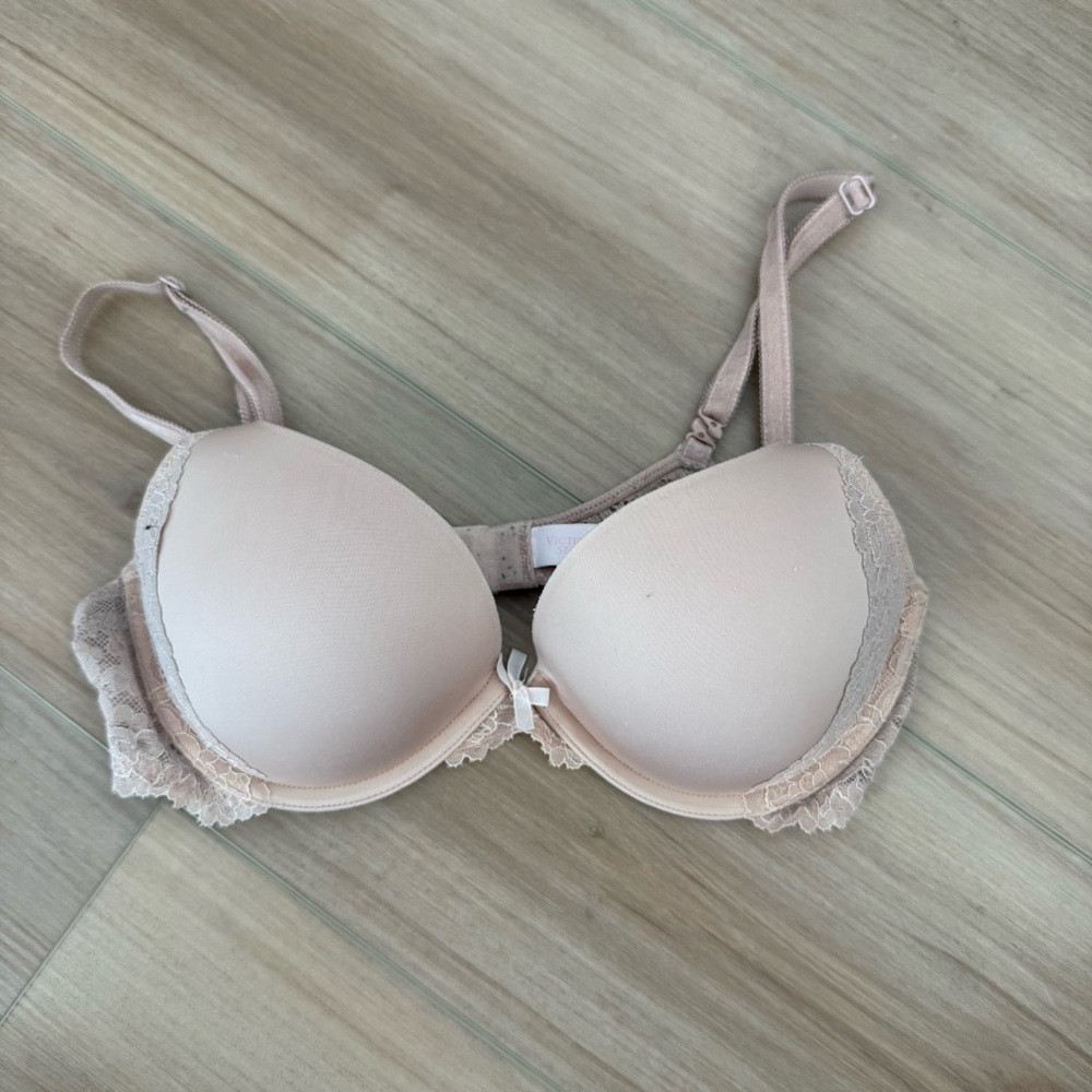 Elegant Cream Lace Bra - Victoria’s Secret Dream Angel Push-Up Bra 34C - Tan
